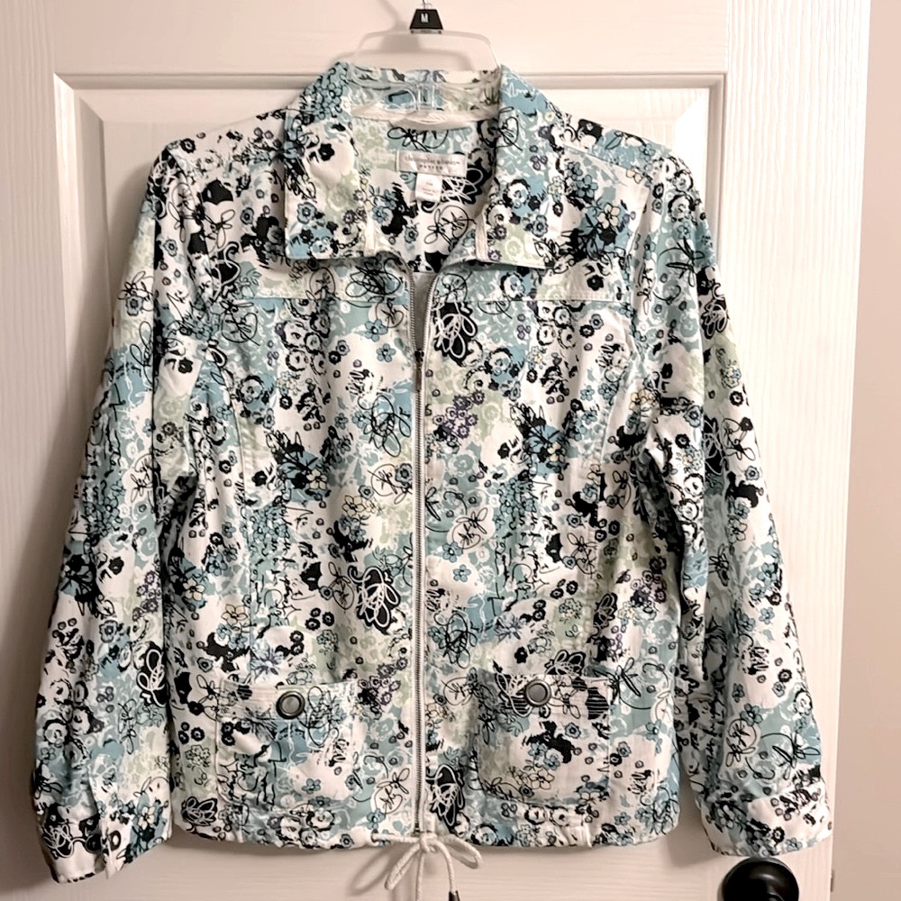 CHRISTOPHER & BANKS, Jacket with 2 front pockets, size P/M, EUC